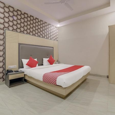 The Hostel Yard Noida Exterior photo