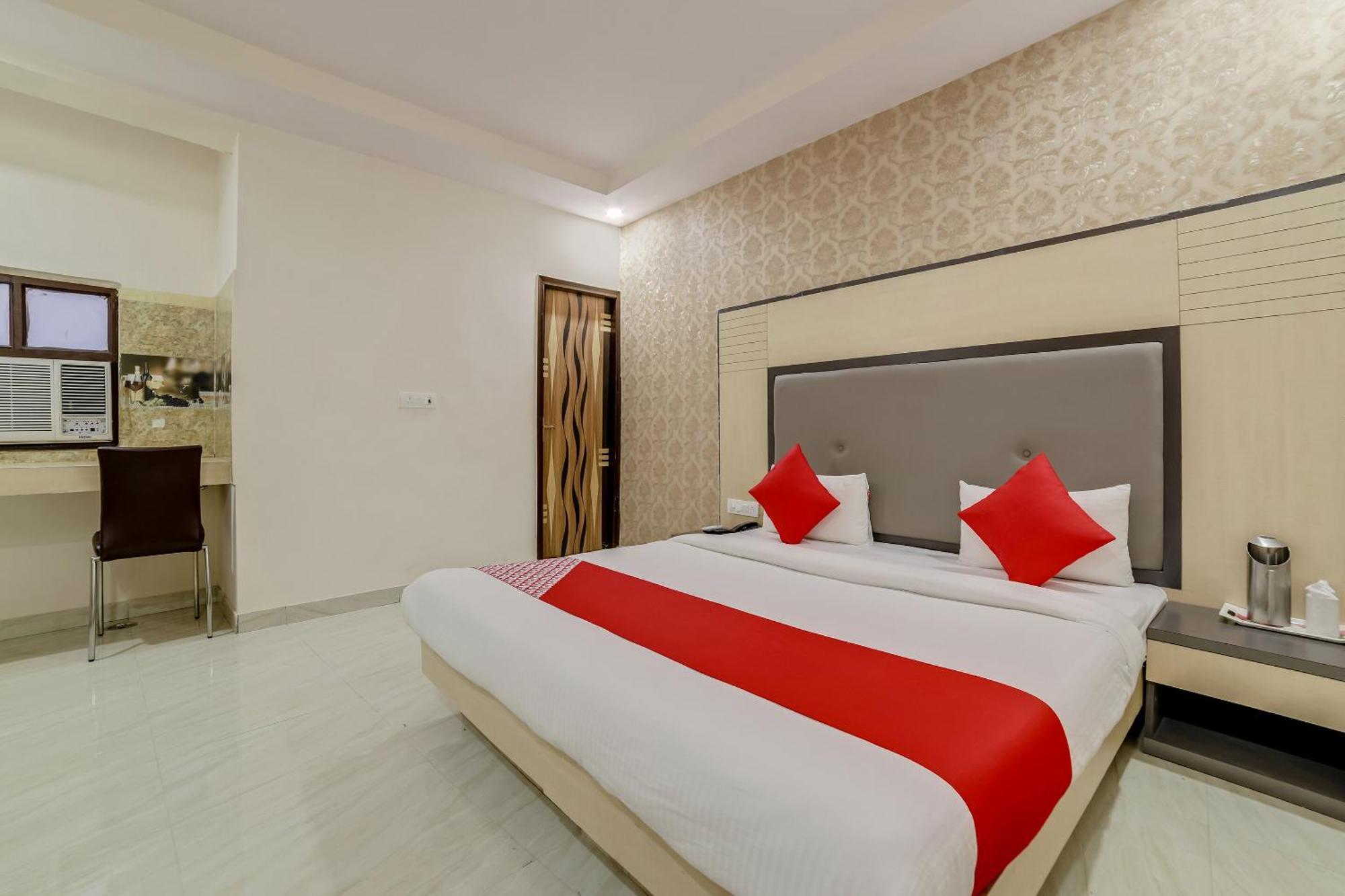 The Hostel Yard Noida Exterior photo