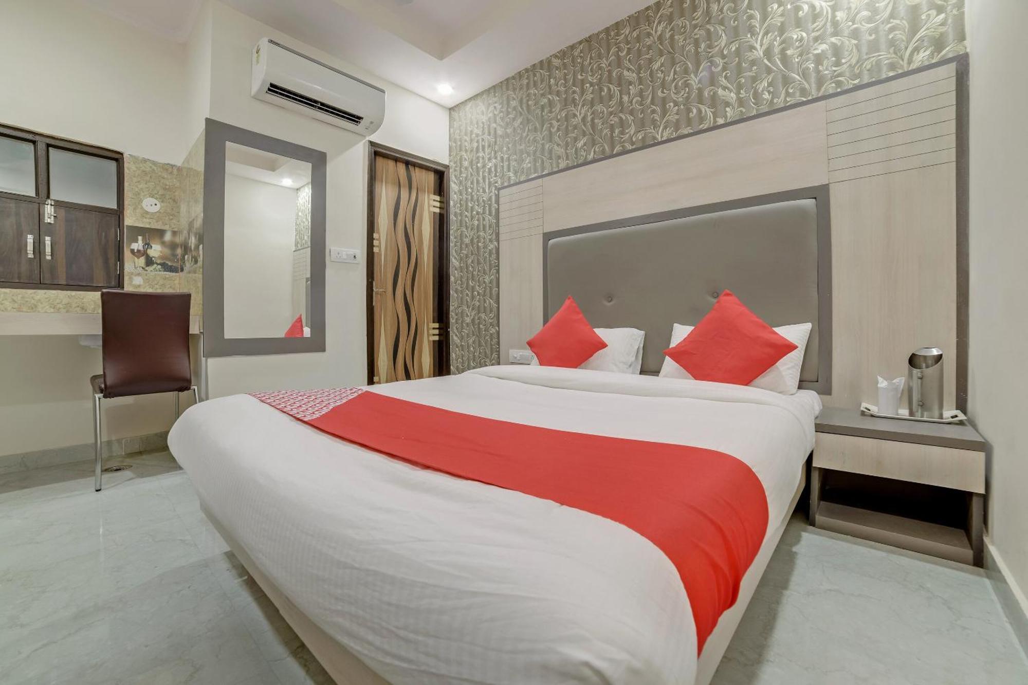 The Hostel Yard Noida Exterior photo