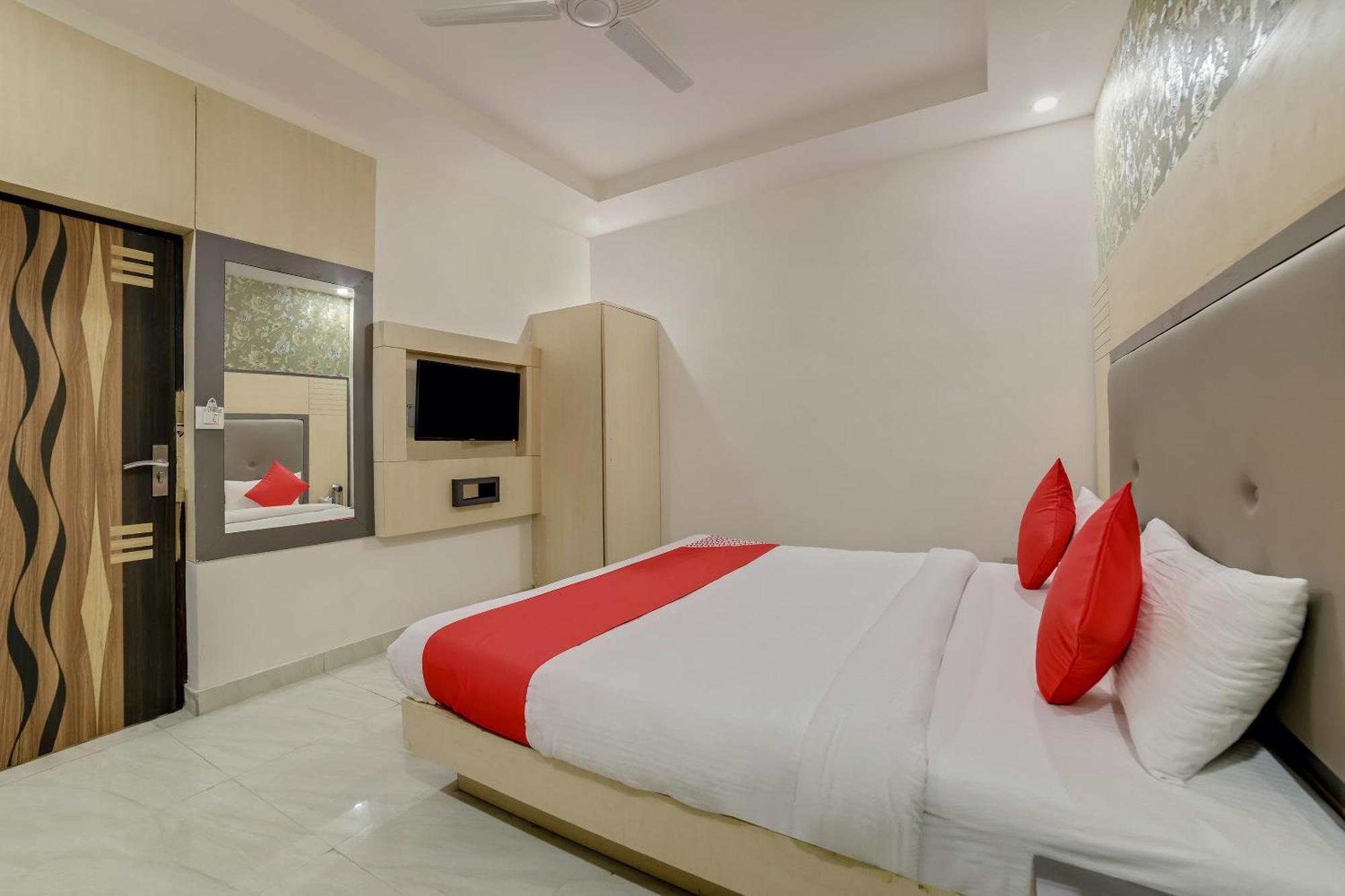 The Hostel Yard Noida Exterior photo