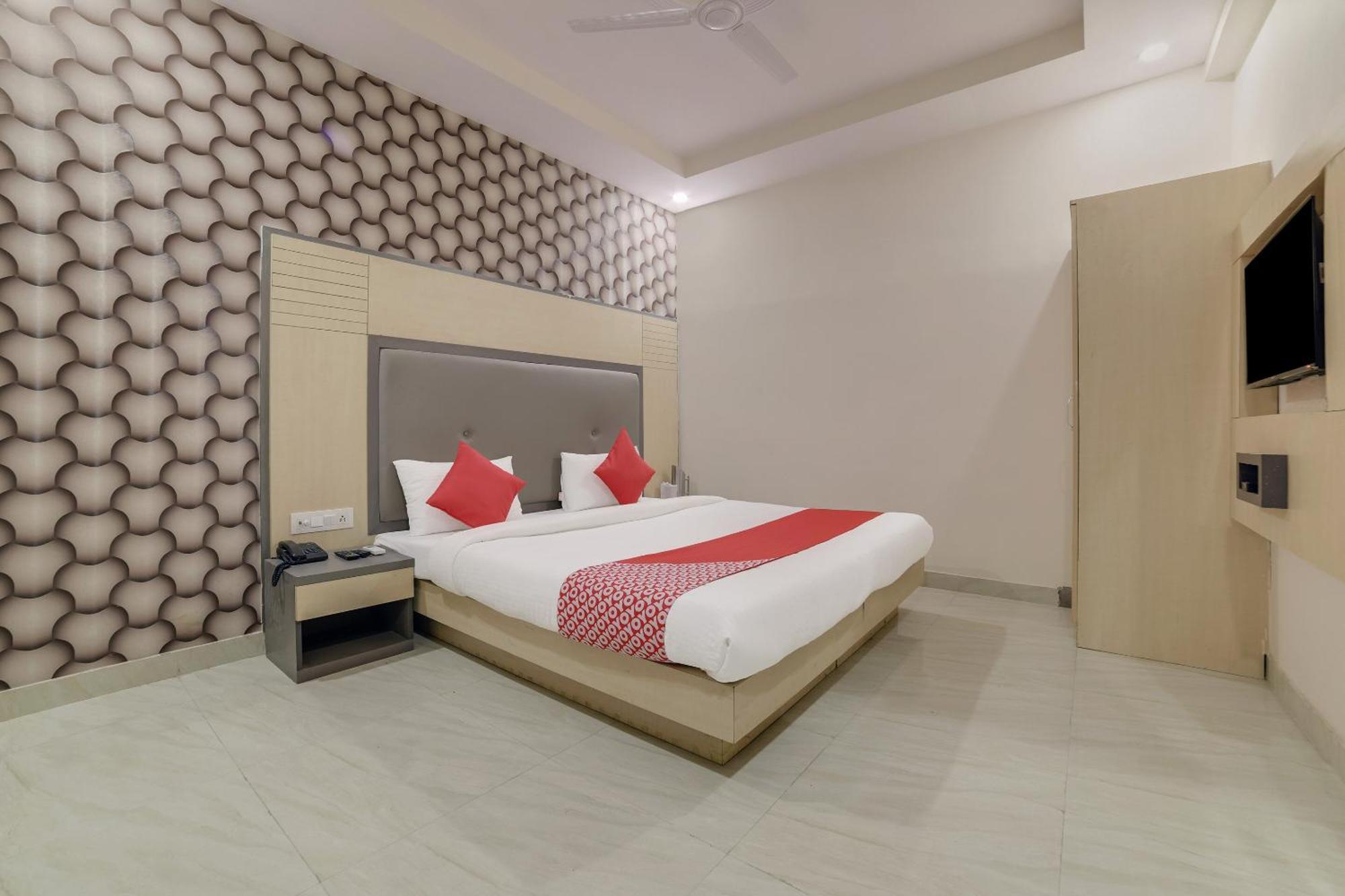 The Hostel Yard Noida Exterior photo